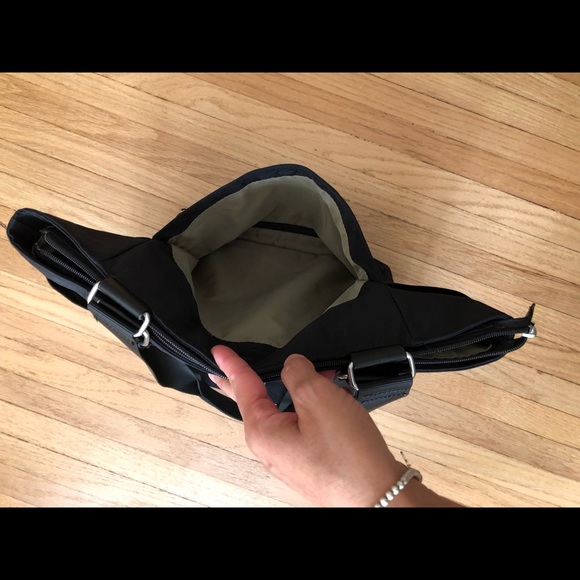 SOLD Baggallini Tote - Picture 6 of 11